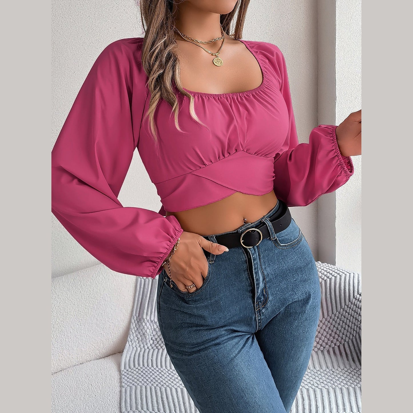 Amora | Top en mousseline avec manches bouffantes et dentelle