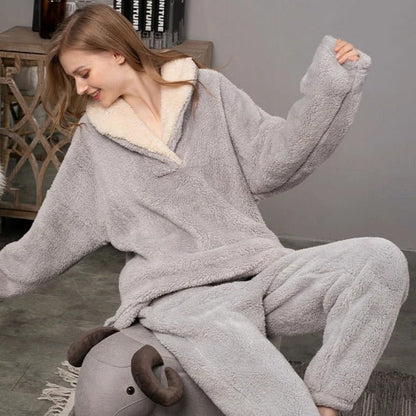 Ensemble Pyjama Polaire à Capuche