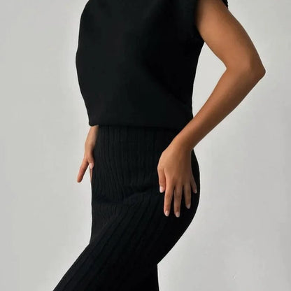 CARDIGAN SANS MANCHES ET JUPE EN MAILLE FEMININO Essentielle 